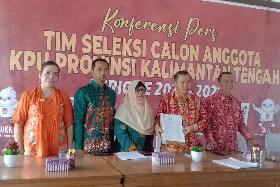 Gelar Konferensi Pers, Timsel KPU Kalteng Bahas Seleksi Anggota