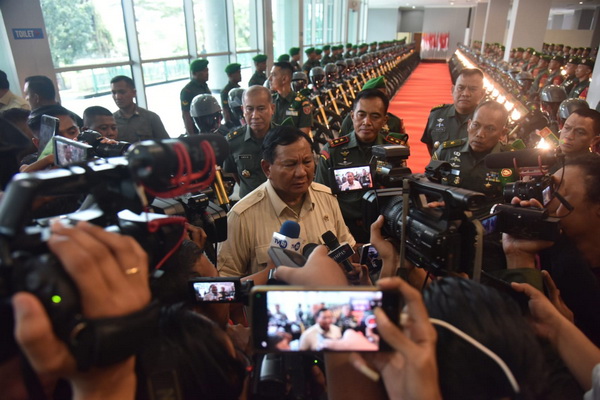 2000 Babinsa Kodam VI/Mlw Hadiri Pengarahan Menteri Pertahanan RI
