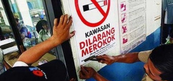 Ketua MUI Koltim: Merokok Haram, Tapi?