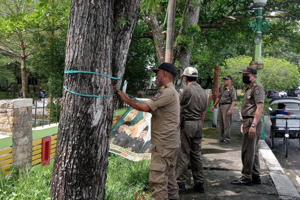 Tahun politik dan Lebaran, Satpol PP Kapuas Aktif Tertibkan Spanduk Tak Berizin