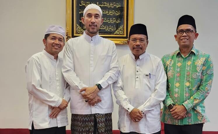Kalteng Bersholawat akan Hadirkan Pimpinan Majelis Az-Zahir Habib Zainal Abidin