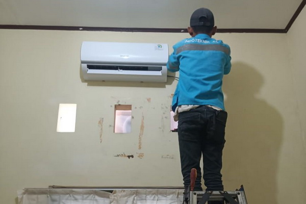 Dampak Heatwave, Jasa Service dan Pasang AC di Sampit Banjir Orderan