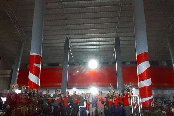 Gubernur Kalteng Buka Festival Budaya Isen Mulang 2023