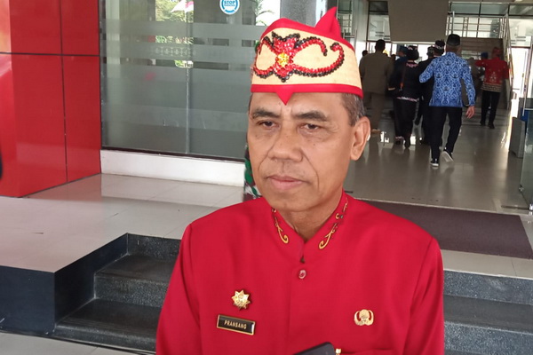 Sekda Minta Dinas Terkait Perbaiki Kawasan Sport Center