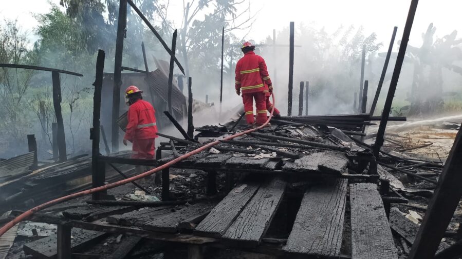 Rumah Kayu di Gang Jati Ludes Terbakar, Diduga Dipicu Bakar-bakar Sampah