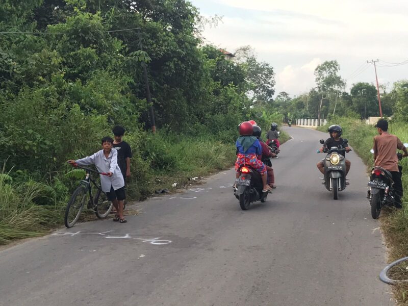 Lokasi Laka Maut di Desa Pelangsian Tak Ada Rambu Lalin dan Minim Penerangan