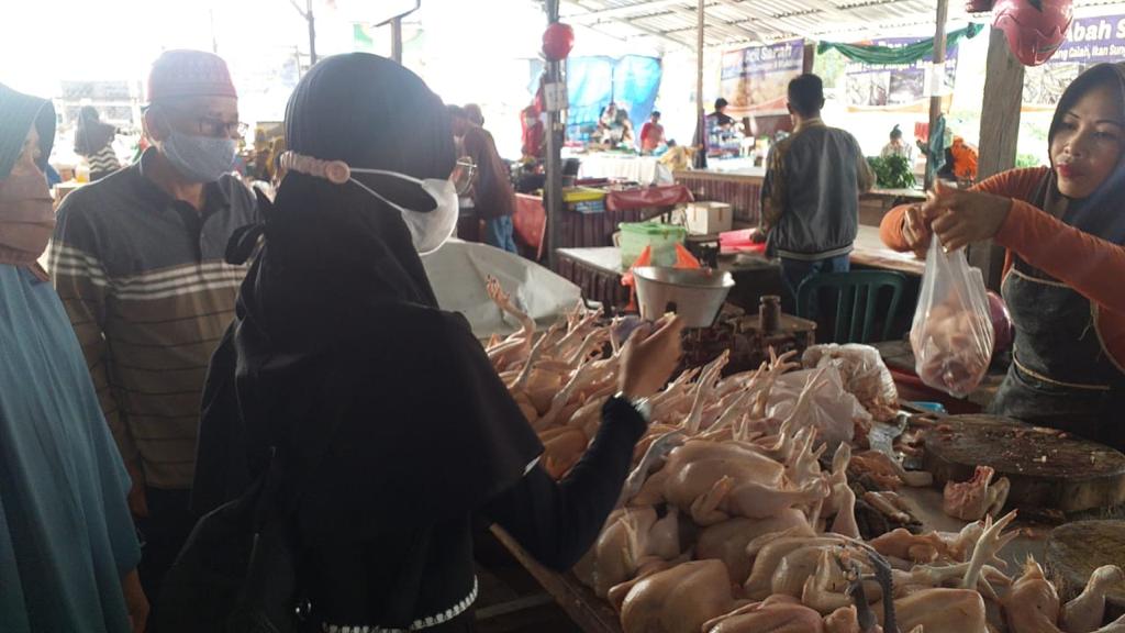 Pelaku UMKM di Kotim Tercekik Harga Ayam Potong