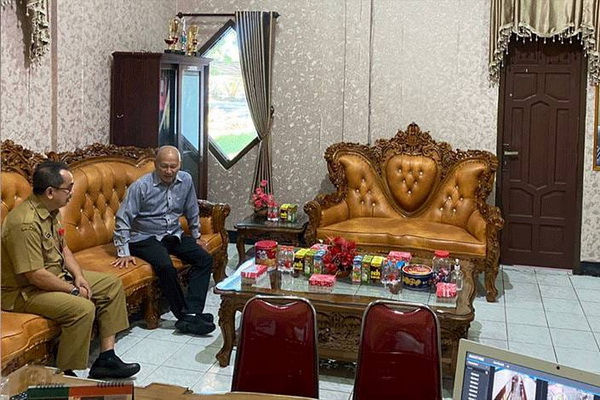 Perkuat Pengawasan Pelayanan Publik, Sekretaris DPRD Kapuas Terima Kunker Waket II DPRD HSS