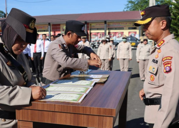 Tiga Kapolsek di Kapuas Berganti, Berikut Daftar Namanya