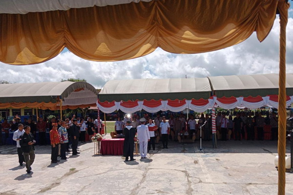 Lantik Pj Kepala Desa dan Damang Kepala Adat, Ini Pesan Bupati Sakariyas