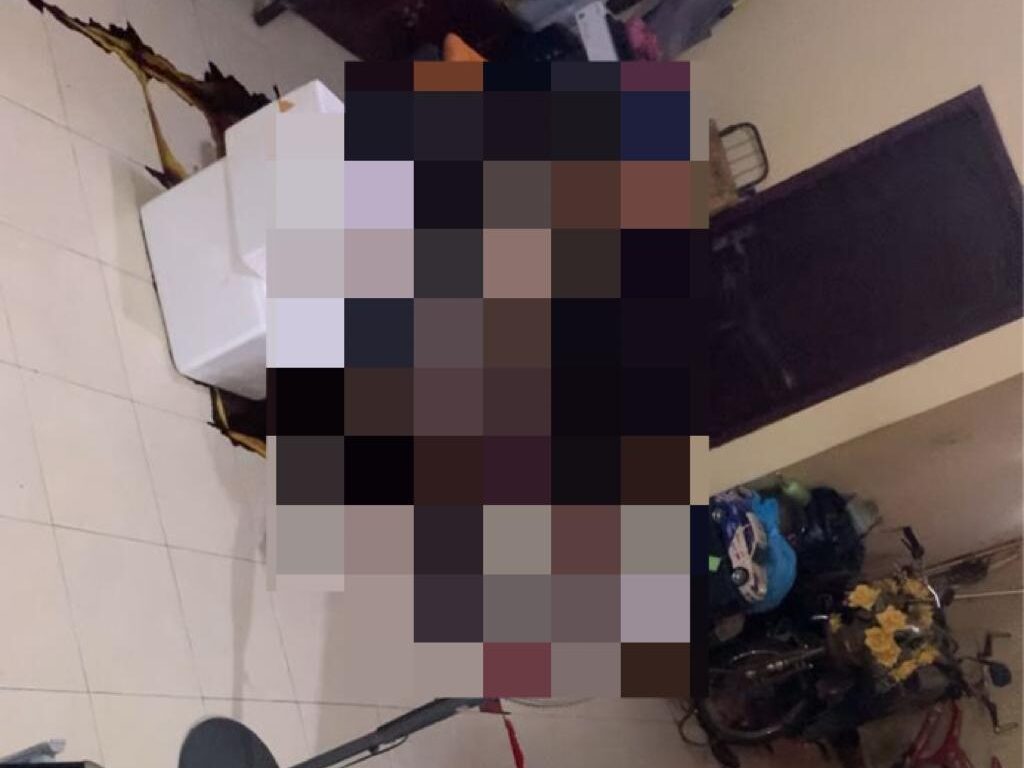Sesosok Mayat Pria Ditemukan Membusuk di Kursi Rumah, Ternyata Tinggal Sendirian