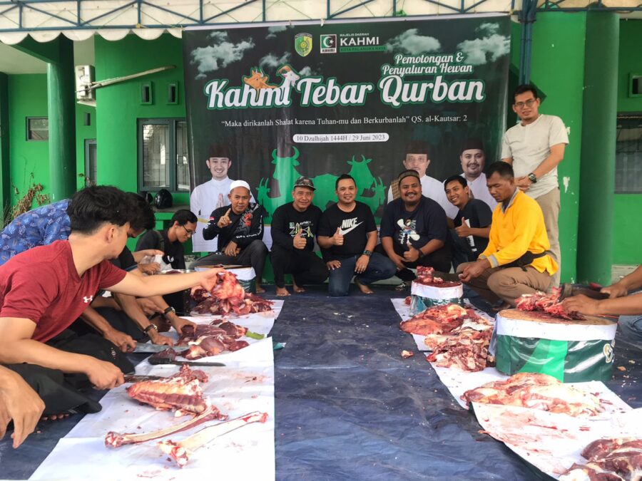 Rayakan Iduladha 1444 H, KAHMI Palangka Raya Salurkan Daging Kurban ke Masyarakat