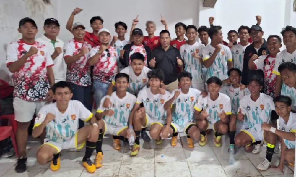 Usai Kobar Kalahkan Barsel 7-0, Direktur PDAM Tirta Arut Beri Bonus untuk Pemain