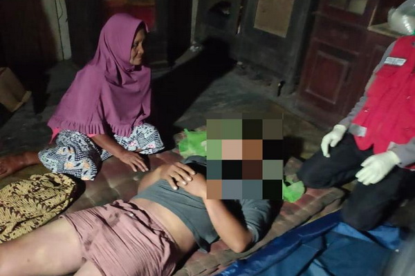 Seorang Pemuda Desa Ditemukan Tewas Gantung Diri