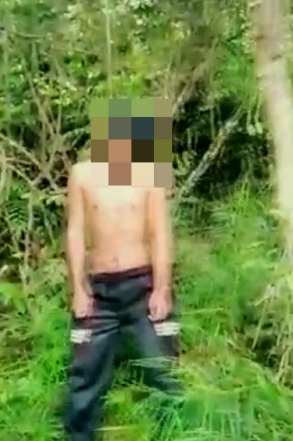 Sesosok Pria Ditemukan Tewas Tergantung di Pohon
