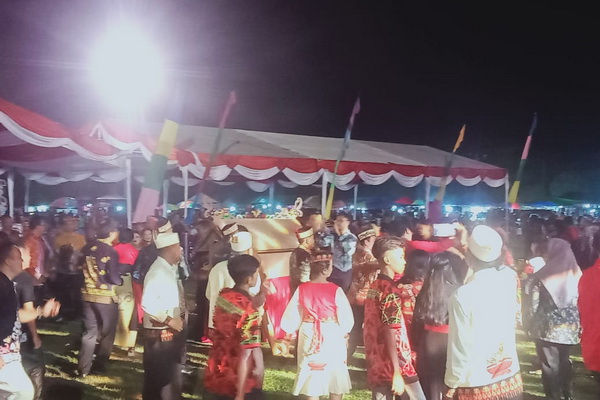 Bupati Katingan Ajak Generasi Muda Lestarikan Budaya Dayak