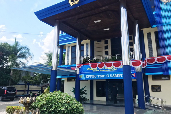 Bea Cukai Sampit Waspadai Peredaran Miras Tanpa Pita Cukai