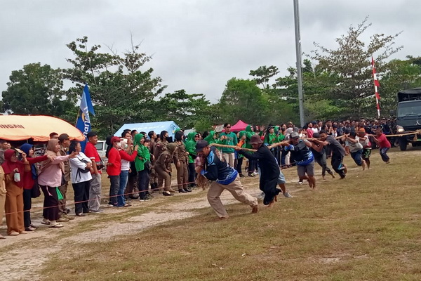 Dewan Apresiasi Kegiatan Tarik Mobil Militer Kodim 1019 Katingan