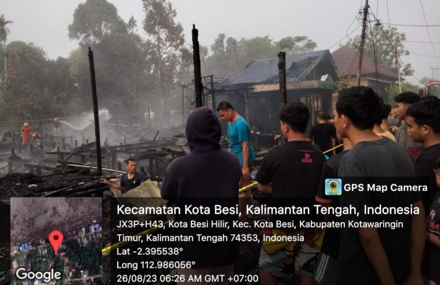 Sejumlah Rumah di Kota Besi Terbakar, Renggut Satu Korban Jiwa