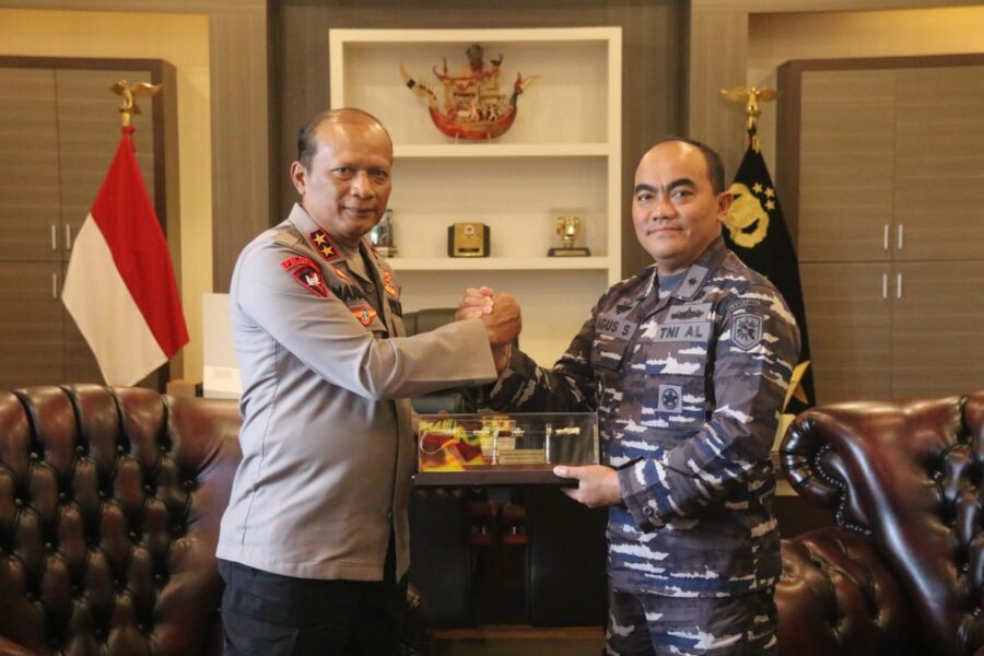 Perkuat Soliditas TNI-Polri, Danlanal Banjarmasin Berkunjung ke Polda Kalteng dan Korem 102/Panju Panjung