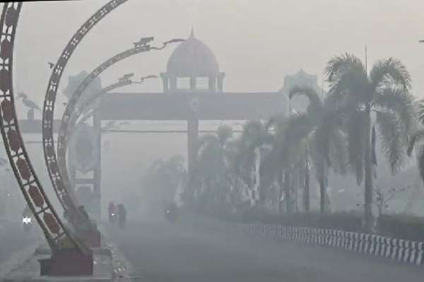 Dampak Kabut Asap, Sejumlah Sekolah di Sampit Berlakukan Jam Masuk Lebih Siang