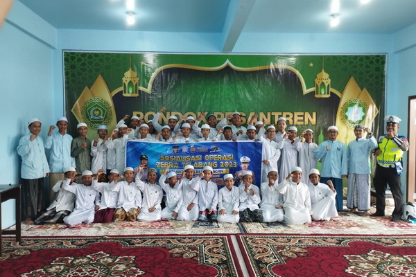 Pelajar di Katingan Diedukasi Tertib Berlalu Lintas