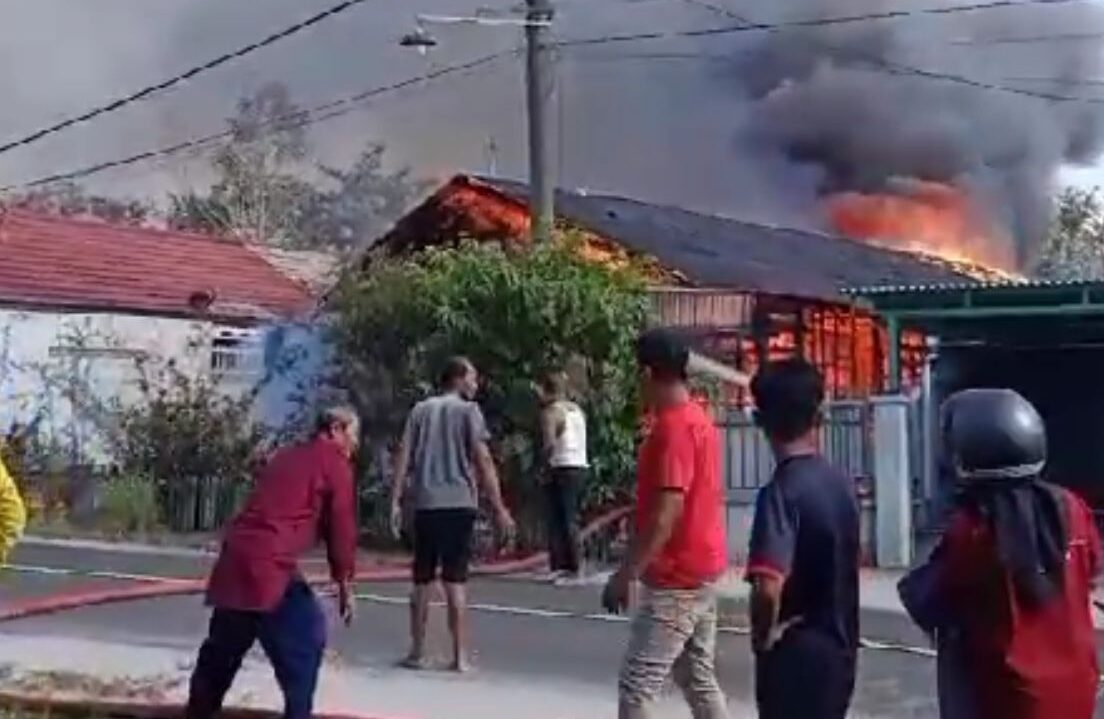 Rumah Milik Pensiunan Polri di Sampit Hangus Jadi Arang Pagi Ini