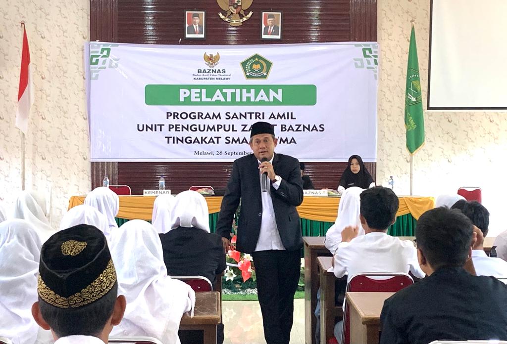 BAZNAS Melawi Gelar Pelatihan Program Santri Amil di Lingkungan SMA