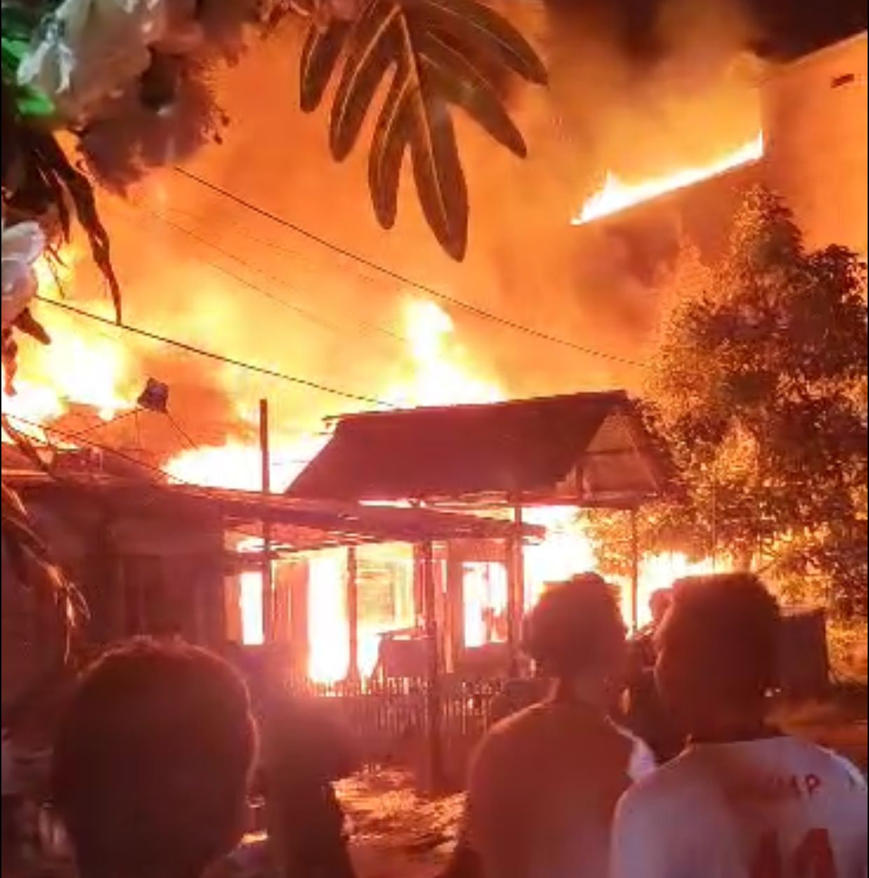 Empat Rumah dan Satu Gedung Walet di Samuda Hangus Terbakar, Diduga Ini Penyebabnya