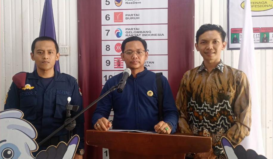 Optimistis Menang Pileg 2024, DPD NasDem Kapuas Serahkan DCT ke KPU