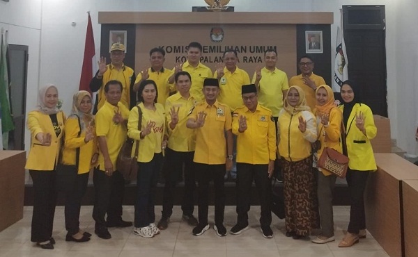 Serahkan DCT Bacaleg DPRD Kota Palangka Raya, Fairid: Tidak Banyak Berubah, Hanya Pergeseran Nomor Urut