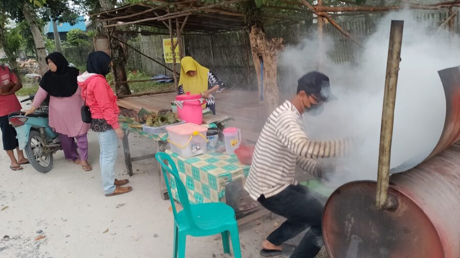 Nikmatnya Kuliner Ikan Asap Sambal di Plingkau Kobar