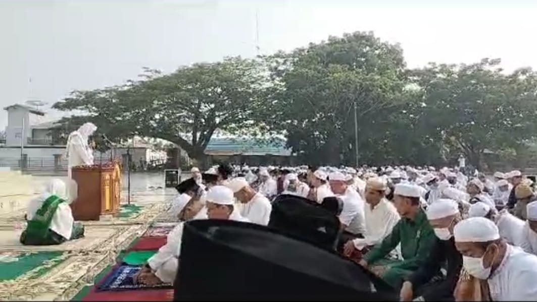 Sholat Istisqa Digelar di Kapuas, Memohon Hujan untuk Atasi Kekeringan dan Kurhutla 