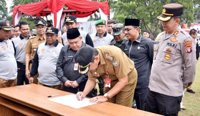 Jelang Pencoblosan, Ratusan Calon Kades di Kobar Deklarasi Damai