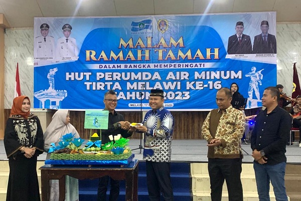 Bupati Hadiri Malam Ramah Tamah Perumdam Tirta Melawi