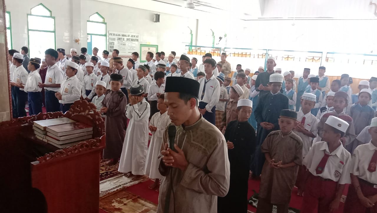 Peduli Palestina, Enam Sekolah di Katingan Kuala Laksanakan Shalat Ghoib Bersama