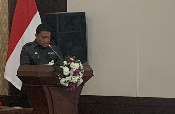 Wagub Sampaikan Jawaban atas Pemandangan Umum Fraksi PDI-P Terhadap Penyampaian Nota Keuangan dan Raperda APBD Kalteng 2024