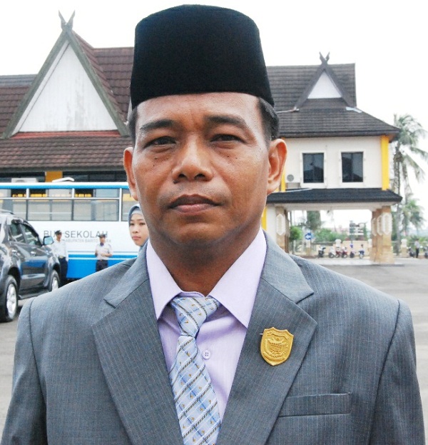 Anggota DPRD Barito Utara Soroti Praktik Penjualan BBM Ilegal di SPBU