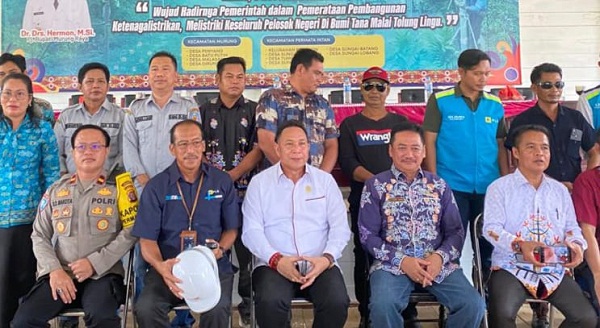 Hadiri Penyalaan Perdana Lisdes, Ini Kata Ketua DPRD Murung Raya