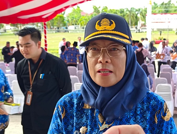 Peringatan HGN dan PGRI, Pj Wali Kota Palangka Raya Komitmen Tingkatkan Kesejahteraan Guru