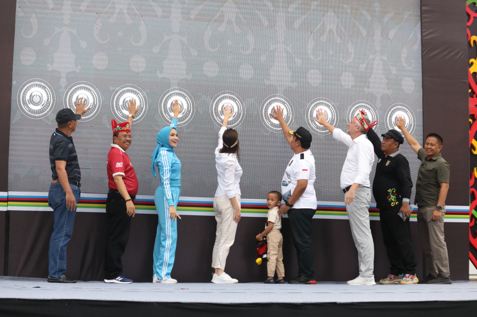 Sirkuit MTB CITY SG 1973 di Kawasan Komplek Stadion Tuah Pahoe Diresmikan