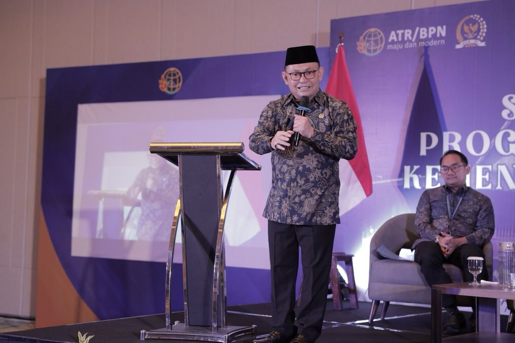 Anggota DPR RI Ujang Iskandar Sosialisasikan Program PTSL di Pangkalan Bun