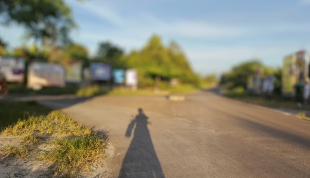 “Perang” Baliho Hiasi Jalan, Warga Kobar Bingung Pilih Caleg