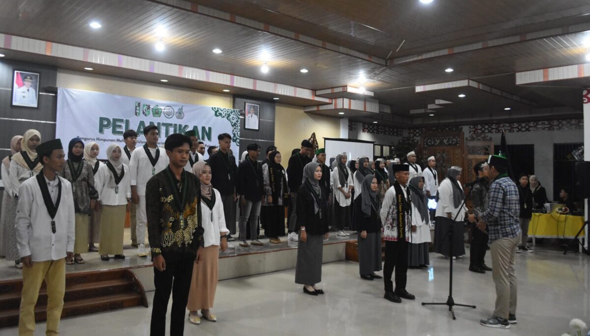 Pengurus HMI Komisariat FTIK, Syariah dan FEBI IAIN Palangka Raya Periode 2023-2024 Resmi Dilantik