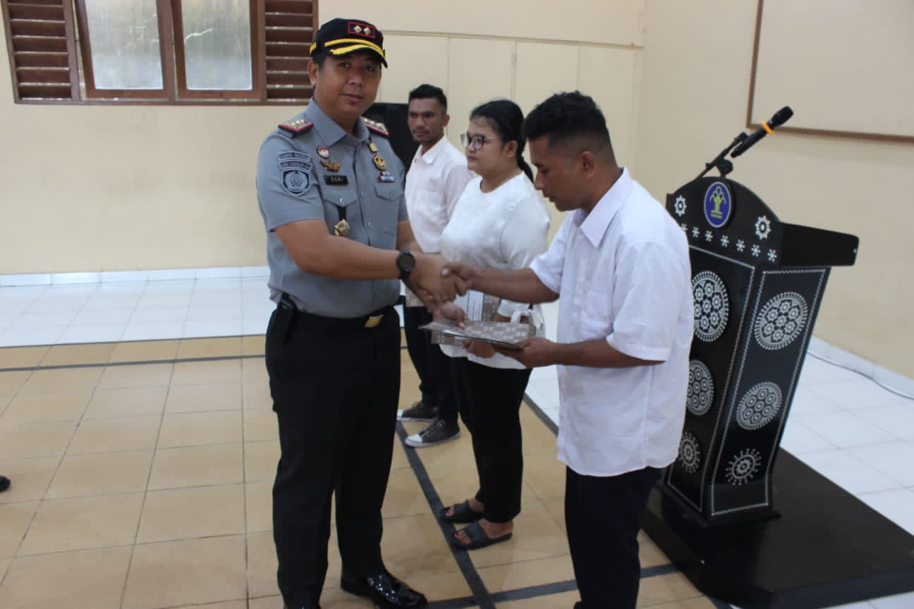 43 Warga Binaan Lapas Pangkalan Bun Terima Remisi Natal 2023