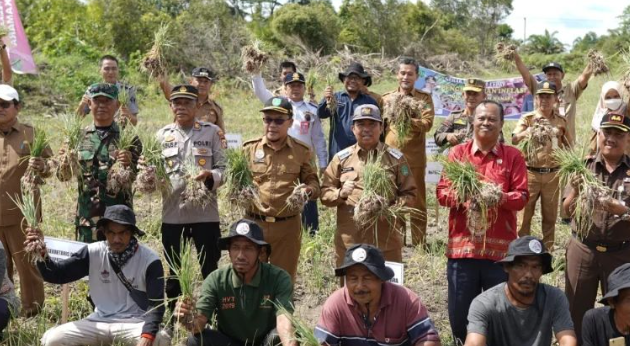 Pemkab Sukamara Upayakan Harga Barang di Pasar Tetap Stabil