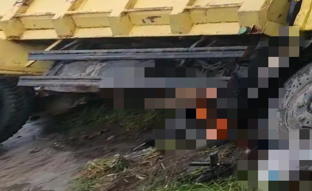 Pengendara Motor Listrik di Kumai Terseret Truk Sejauh Lima Meter