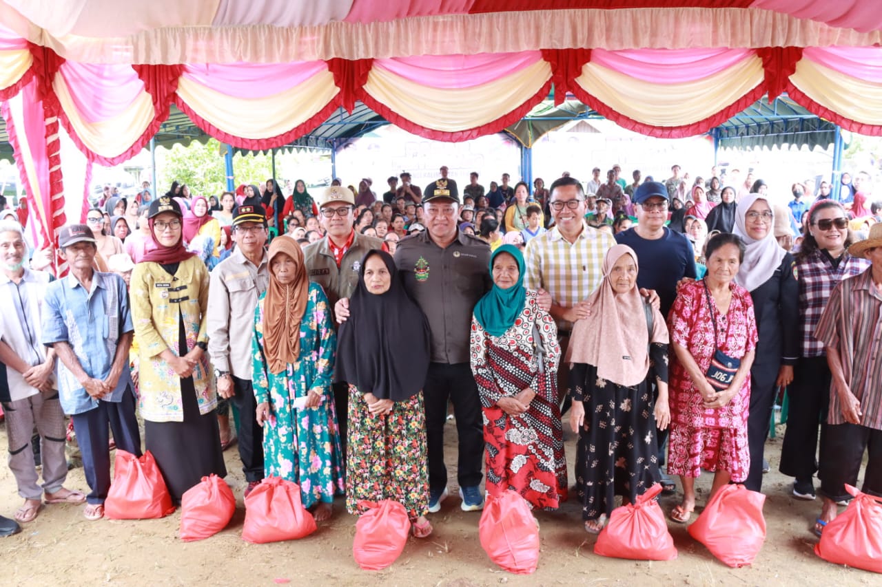 Pemprov Kalteng Sediakan Tiga Ribu Paket Sembako Gratis di Pasar Penyeimbang Pematang Karau