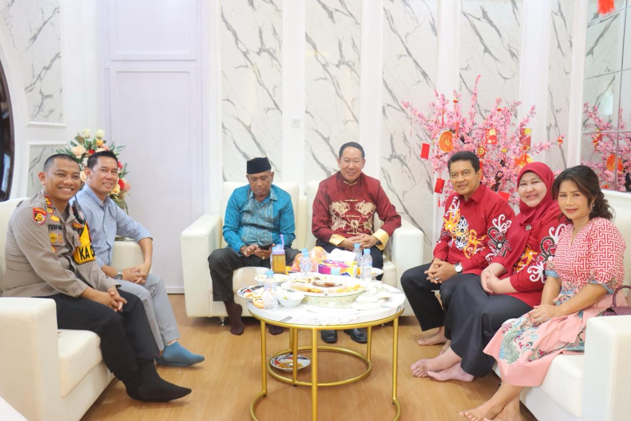 Kapolres Kobar Safari ke Tokoh Tionghoa di Momen Peringatan Imlek