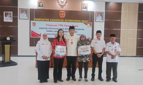 Pemkab Lepas 33 PNS Purna Tugas, Pj Bupati: Nikmati Waktu Berkualitas Bersama Keluarga